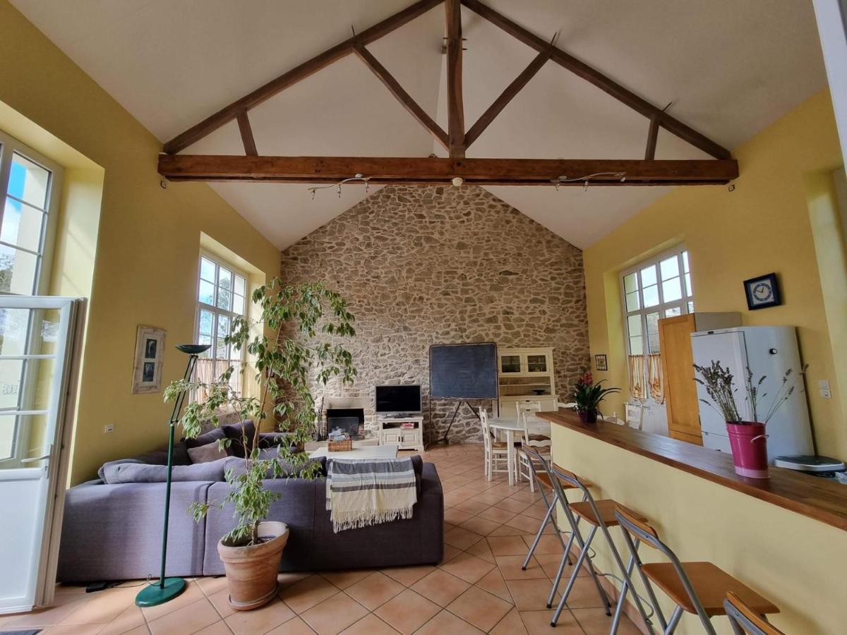 La Recreation _ Ancienne Ecole De 1850 Renovee En Maison D'Hotes 미실락 외부 사진